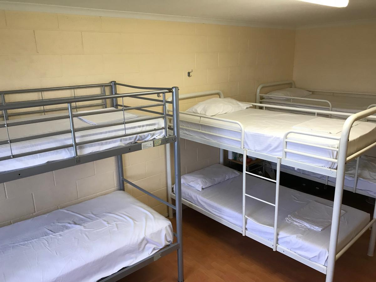 Caloundra Backpackers Hostel Exterior photo